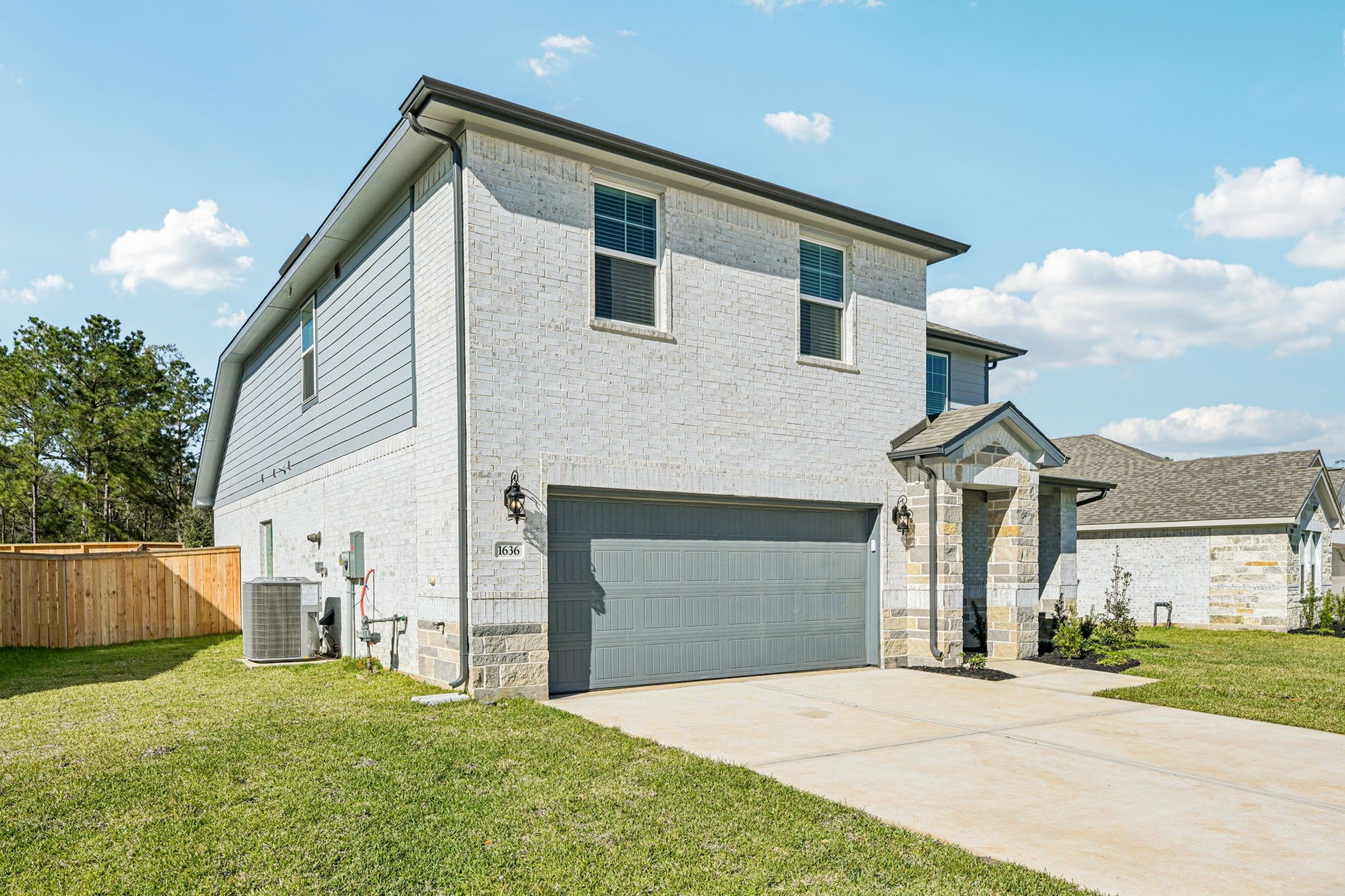 1636 Hopson Ranch Drive Conroe, TX 77301 - Photo 3 of 50