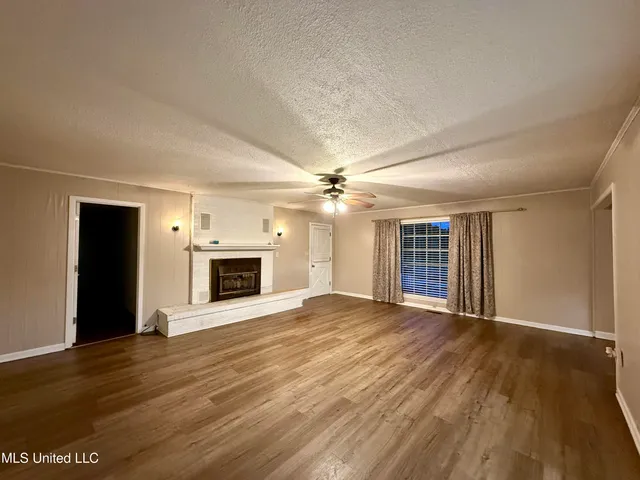 $175,000 | 3767 East 4th Highway, Holly Springs, MS 38635