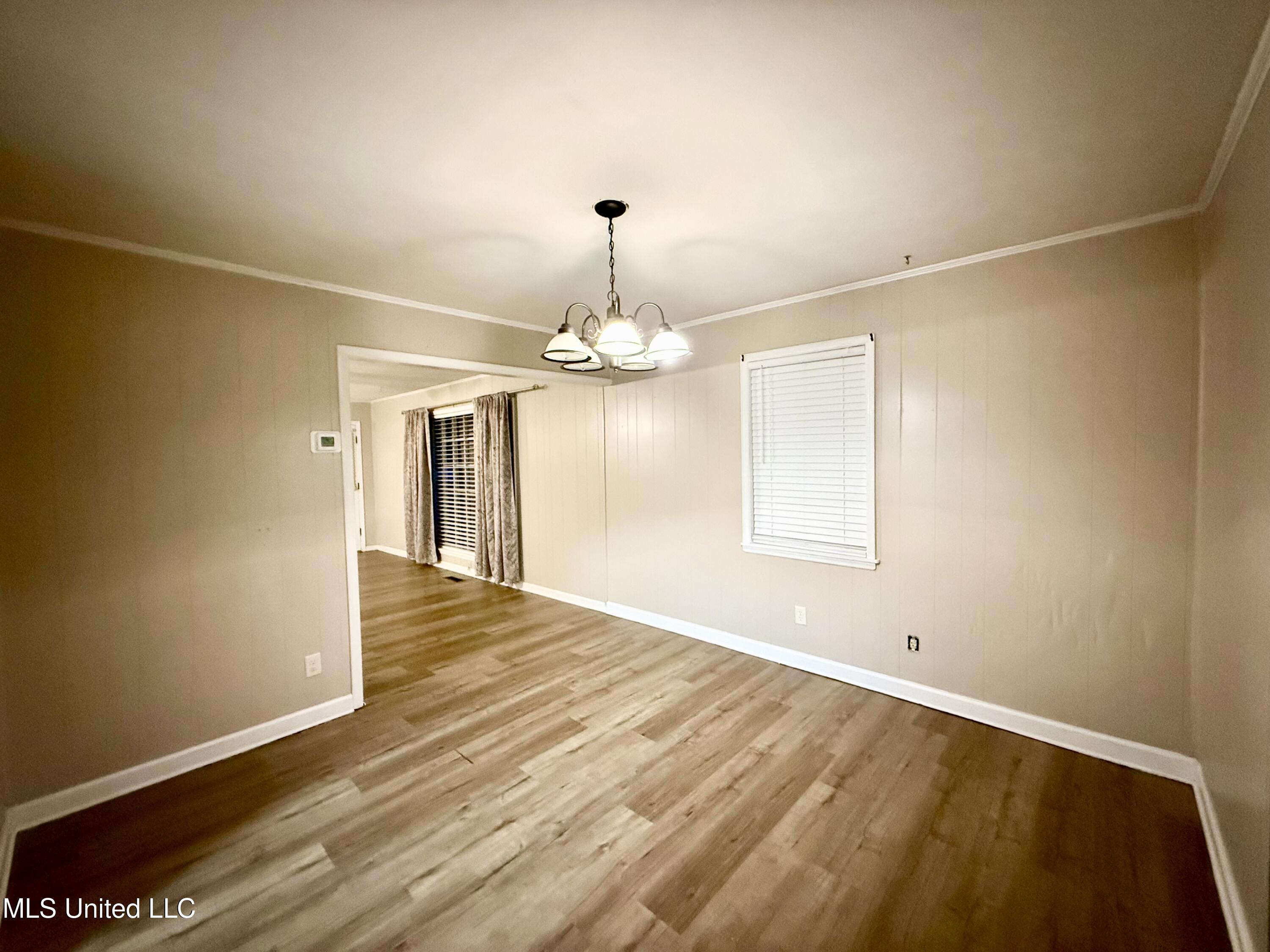 3767 East 4th Highway Holly Springs, MS 38635 - Photo 8 of 20 Dining Room