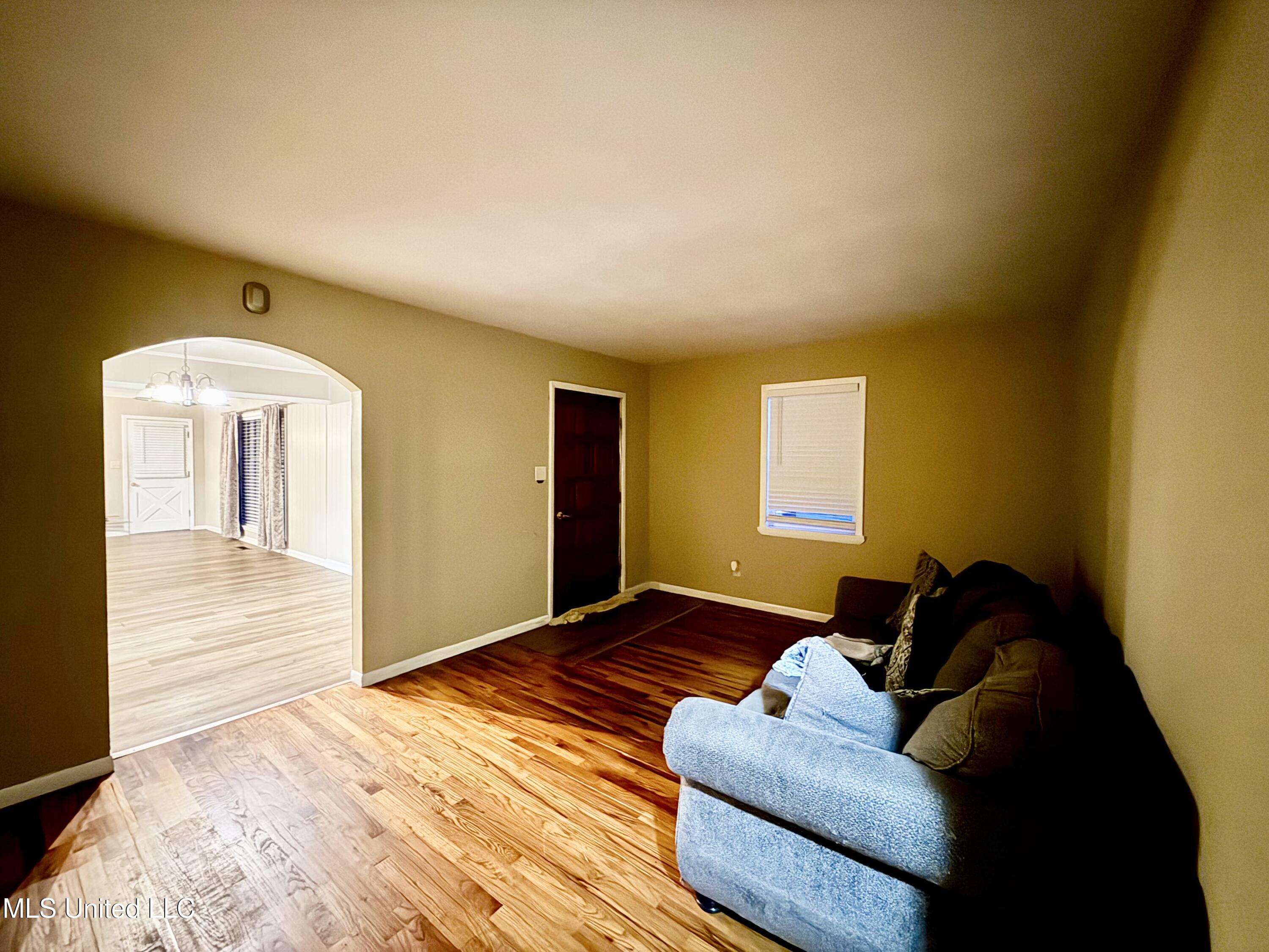 3767 East 4th Highway Holly Springs, MS 38635 - Photo 10 of 20 Office