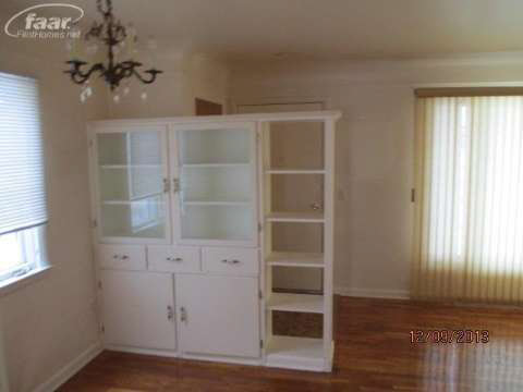 3037 Morrish Road Swartz Creek, MI 48473 - Photo 13 of 22 20389470-12.JPG