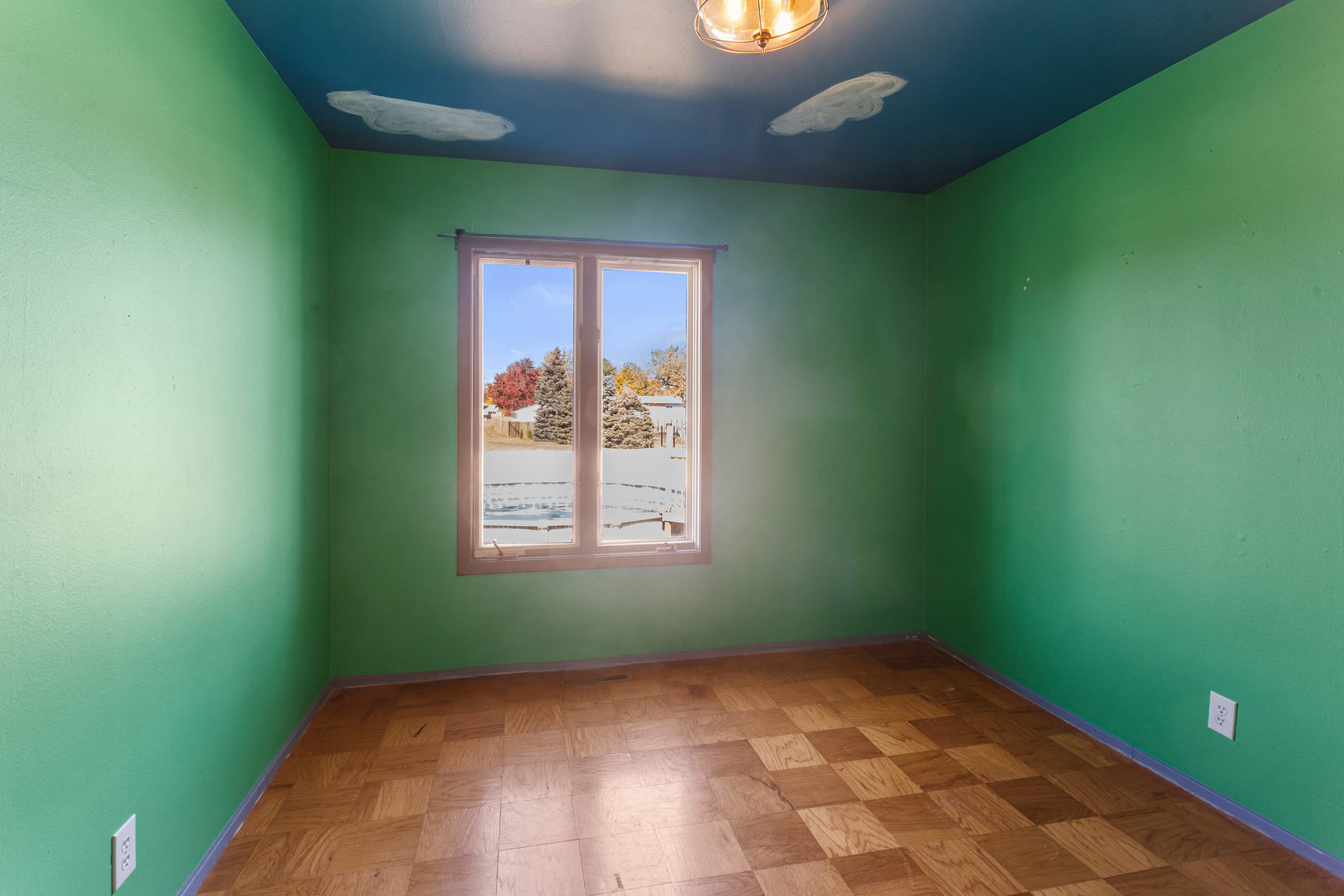 1554 South Pointe Drive Rantoul, IL 61866 - Photo 18 of 39 a view of an empty room with a window