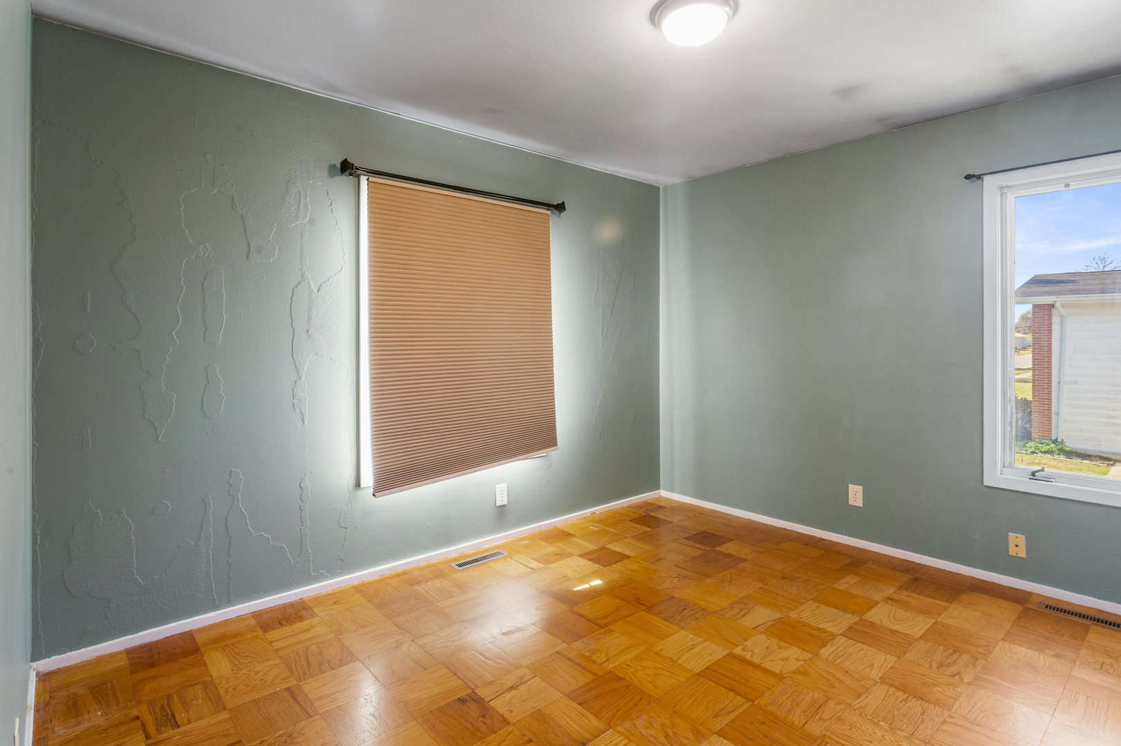1554 South Pointe Drive Rantoul, IL 61866 - Photo 22 of 39 a bedroom with a bed and a window