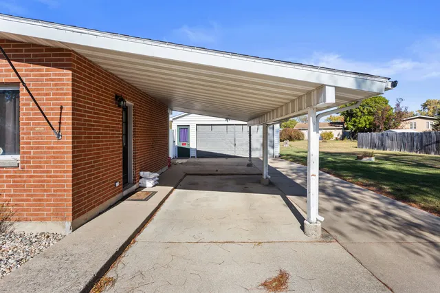 $180,000 | 1554 South Pointe Drive, Rantoul, IL 61866