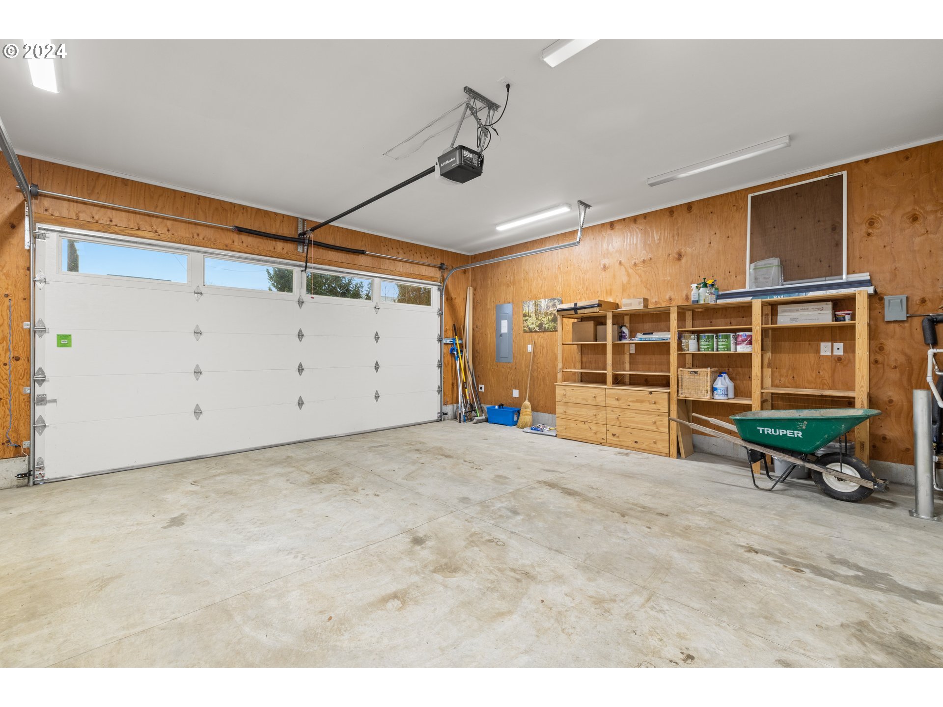 23300 Northwest Bravo Road Buxton, OR 97109 - Photo 21 of 47 a view of an empty room