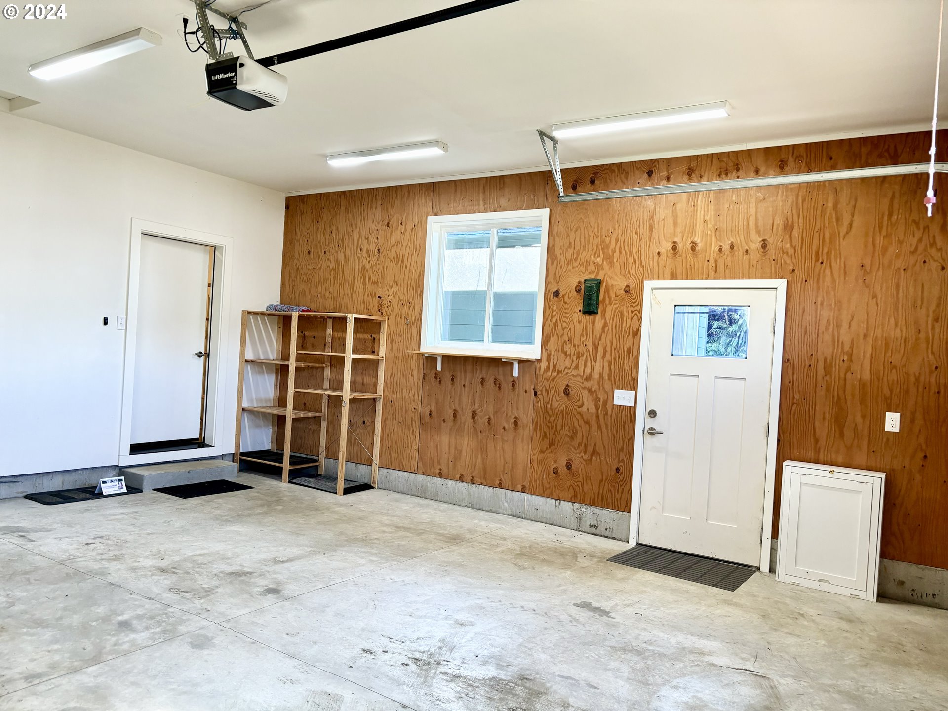 23300 Northwest Bravo Road Buxton, OR 97109 - Photo 22 of 47 Garage