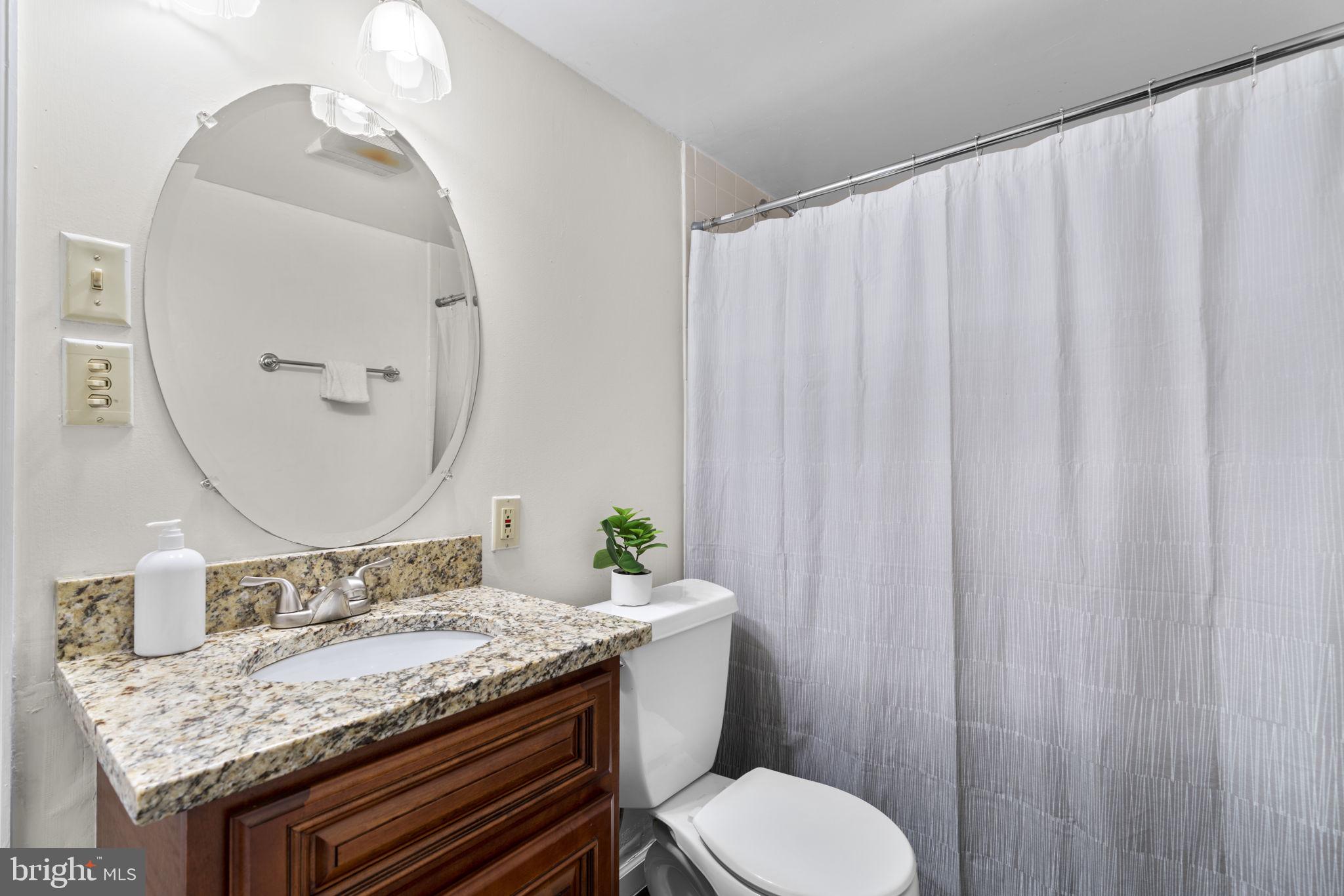 7254 Riding Hood Circle Columbia, MD 21045 - Photo 21 of 35 Full Bathroom