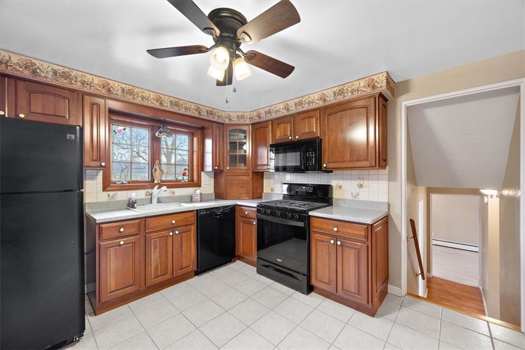 218 Sheldon Avenue Pittsburgh, PA 15220 - Photo 8 of 25 Gallery Image 8