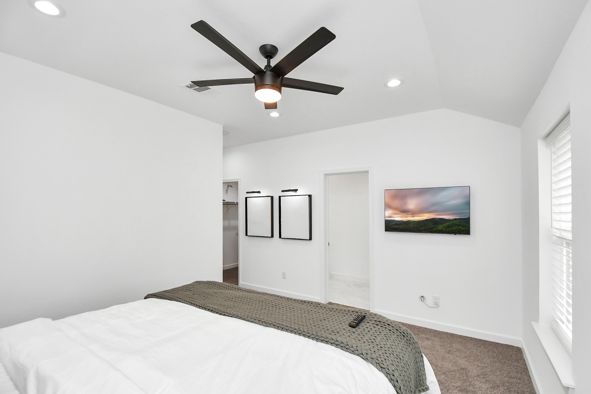 5125 Chennault Road, Unit A/B Houston, TX 77033 - Photo 25 of 33 Unit B