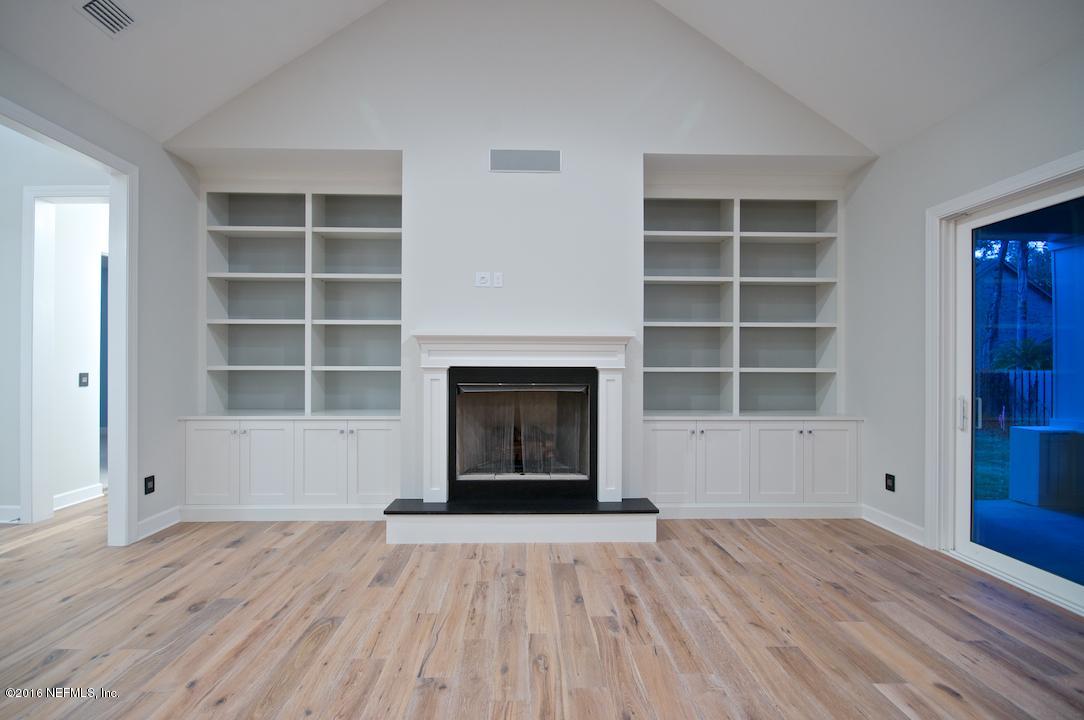 1811 Kings Road Jacksonville Beach, FL 32250 - Photo 11 of 26 Great Room