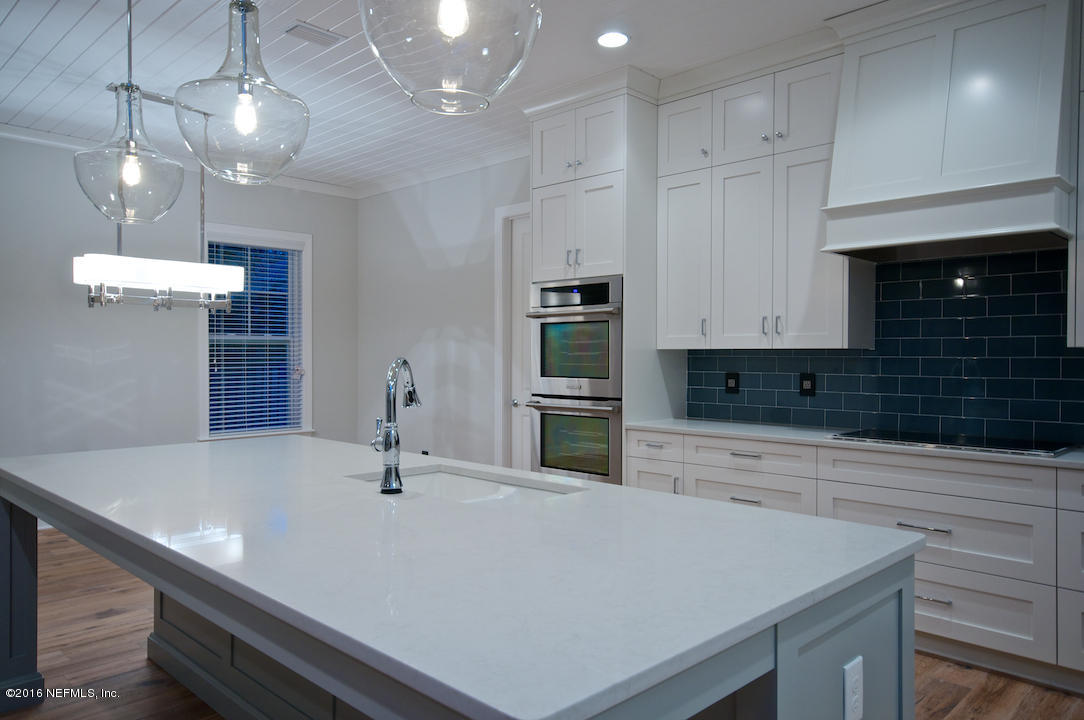 1811 Kings Road Jacksonville Beach, FL 32250 - Photo 13 of 26 Kitchen 2