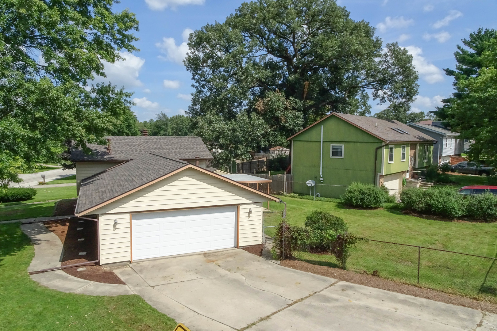 1 Timber View Drive Bloomington, IL 61701 - Photo 29 of 35 Gallery Image 29