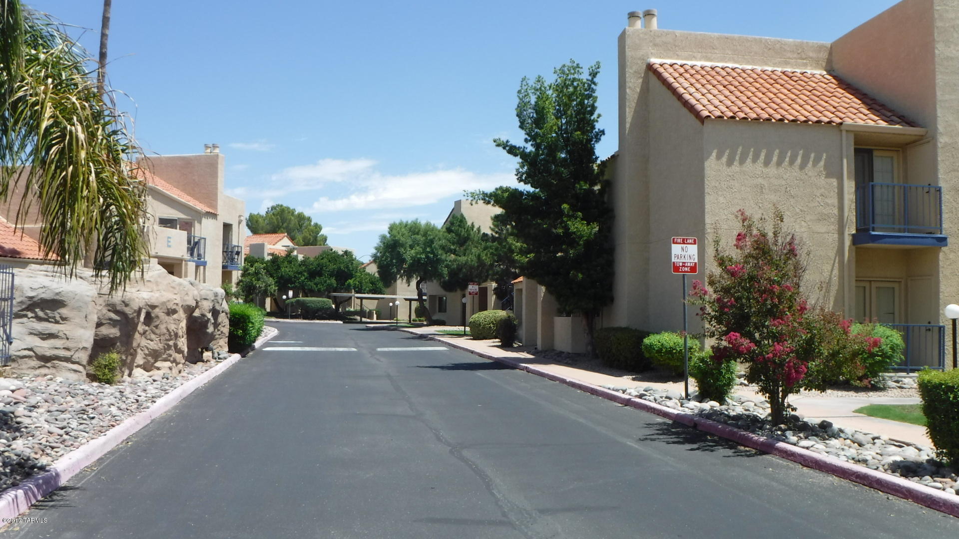 1200 East River Road, Unit J133 Tucson, AZ 85718 - Photo 32 of 33