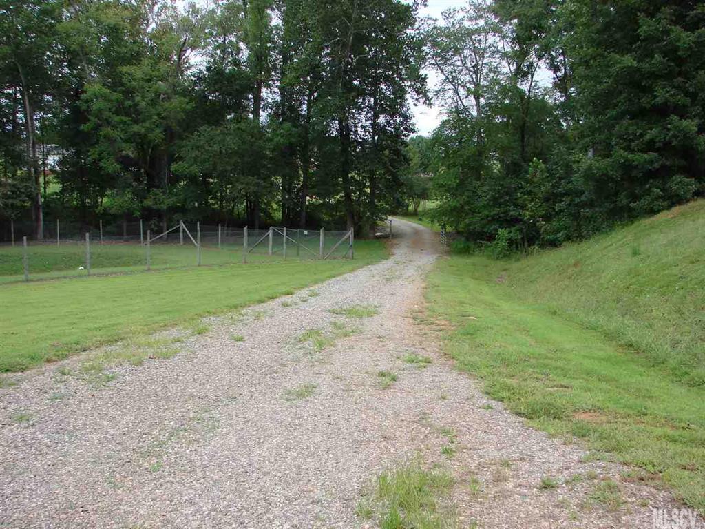 6091 Naked Creek Road Conover, NC 28613 - Photo 8 of 14 Gallery Image 8