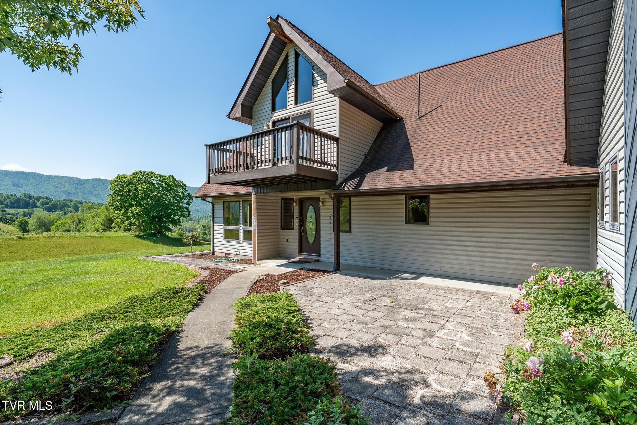 336 Mack Branch Road Mountain City, TN 37683 - Photo 13 of 94 336 Mack Branch Road (39 of 109)