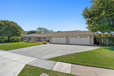 $1,399,000 | 14850 Muleta Drive, Salinas, CA 93908