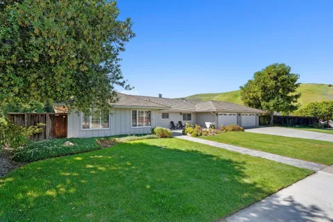 $1,399,000 | 14850 Muleta Drive, Salinas, CA 93908