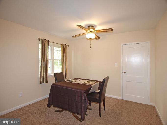 11601 Nairn Road Silver Spring, MD 20902 - Photo 14 of 20 Dining Area