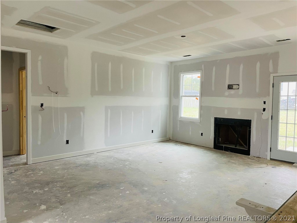 102 Roy's Ridge Raeford, NC 28376 - Photo 5 of 15 Gallery Image 5