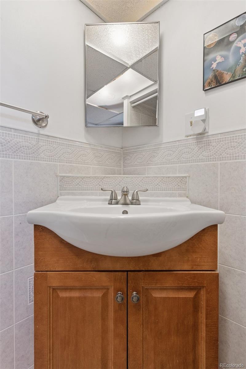 4040 Ames Street Wheat Ridge, CO 80212 - Photo 19 of 27 Gallery Image 19