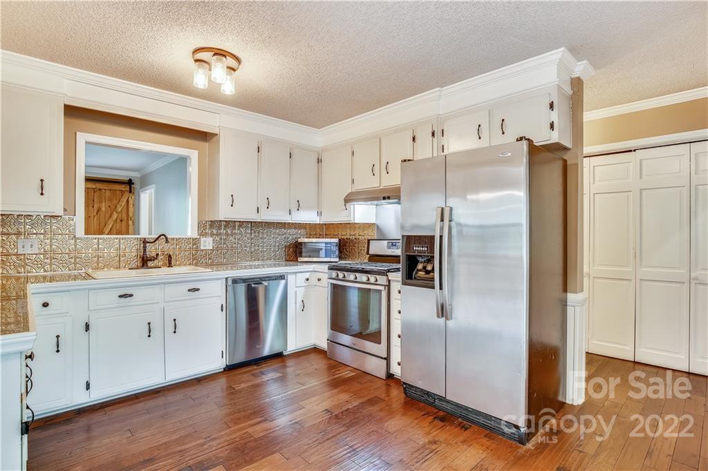 6501 Ironkettle Road Charlotte, NC 28270 - Photo 13 of 41 Gallery Image 13