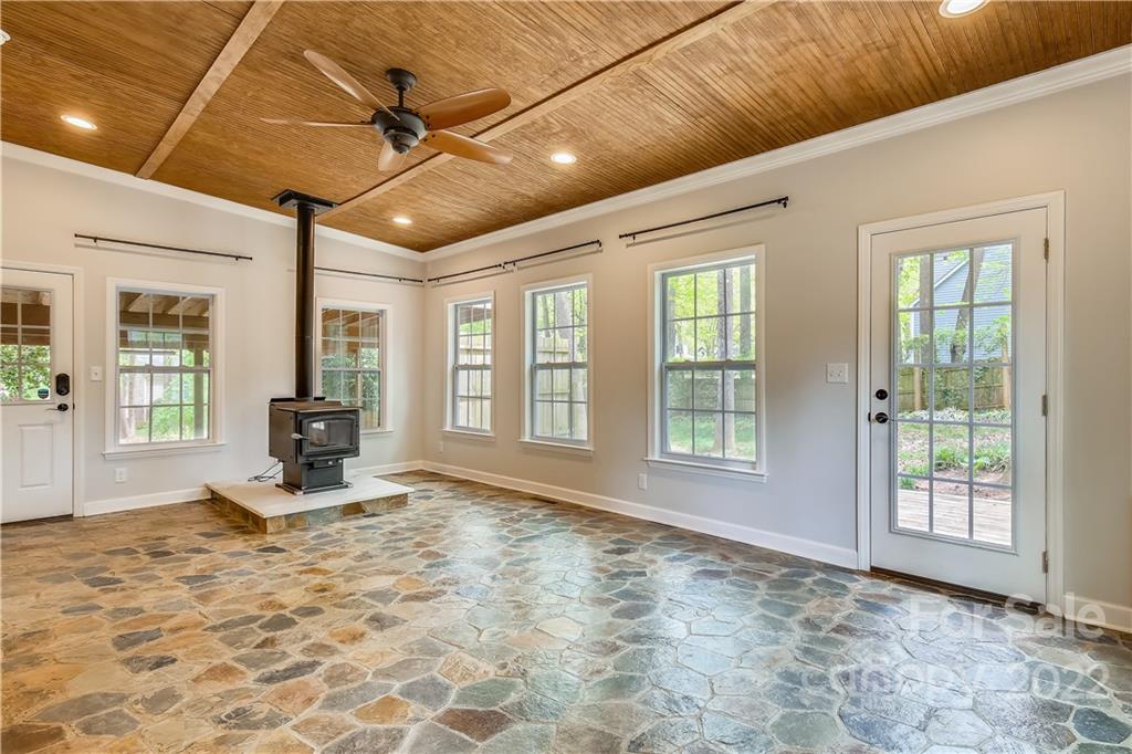 6501 Ironkettle Road Charlotte, NC 28270 - Photo 15 of 41 Gallery Image 15