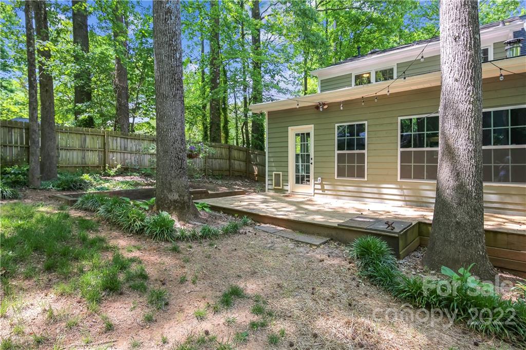 6501 Ironkettle Road Charlotte, NC 28270 - Photo 38 of 41 Gallery Image 38