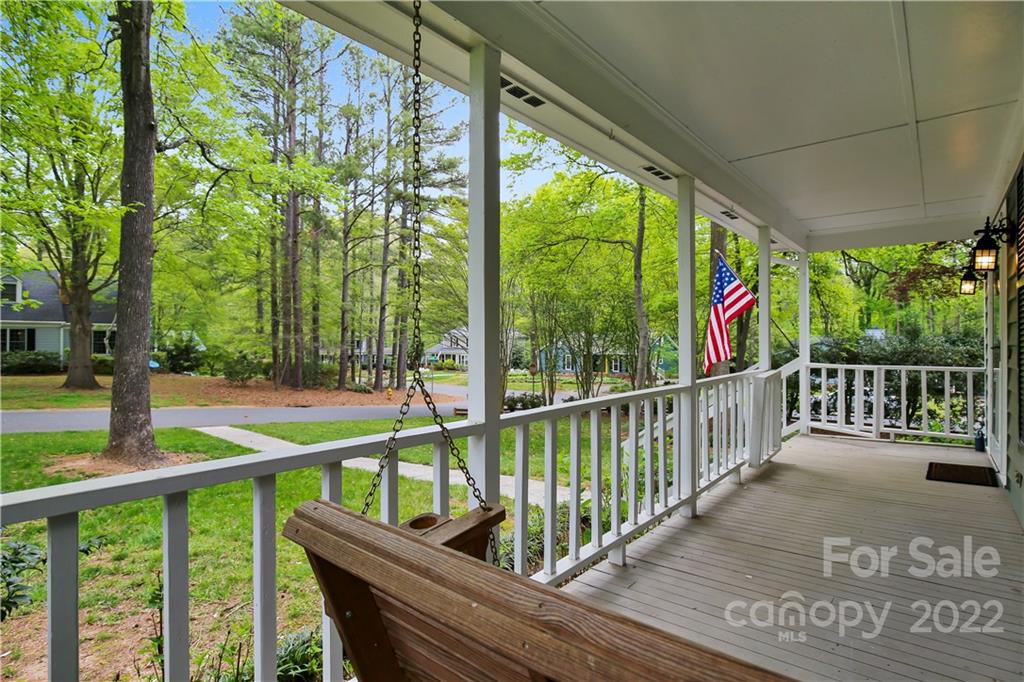 6501 Ironkettle Road Charlotte, NC 28270 - Photo 5 of 41 Gallery Image 5