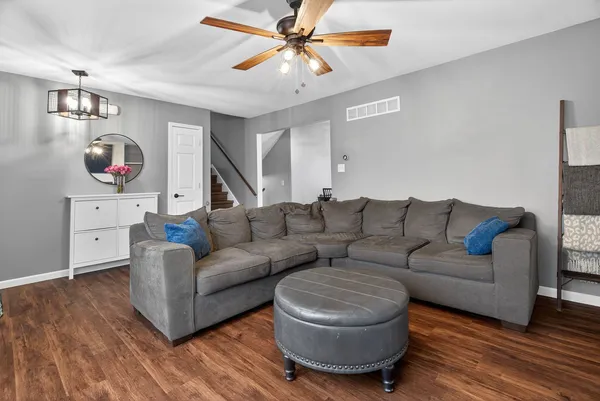 $360,000 | 6510 Jack Rogers Lane, Plainfield, IL 60586