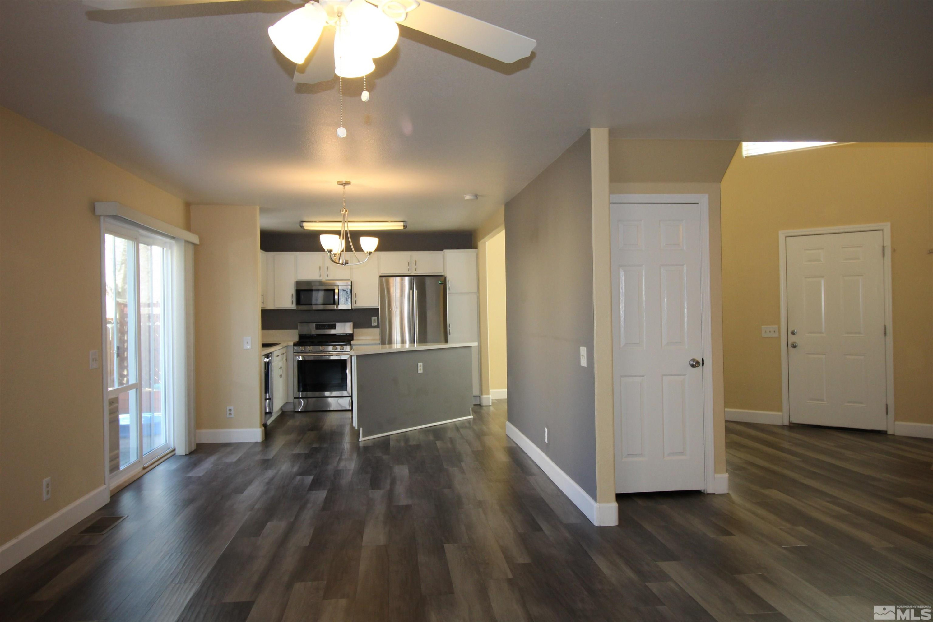 495 Len Circle Reno, NV 89511 - Photo 12 of 39 Photo 13