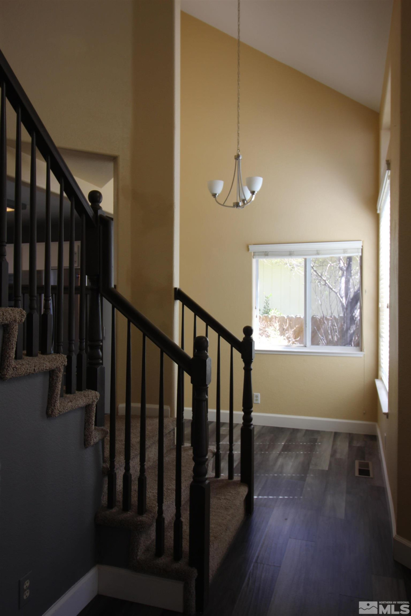 495 Len Circle Reno, NV 89511 - Photo 21 of 39 Photo 22