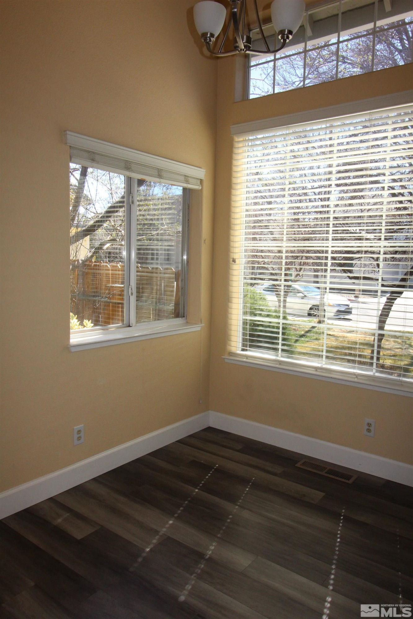 495 Len Circle Reno, NV 89511 - Photo 22 of 39 Photo 23