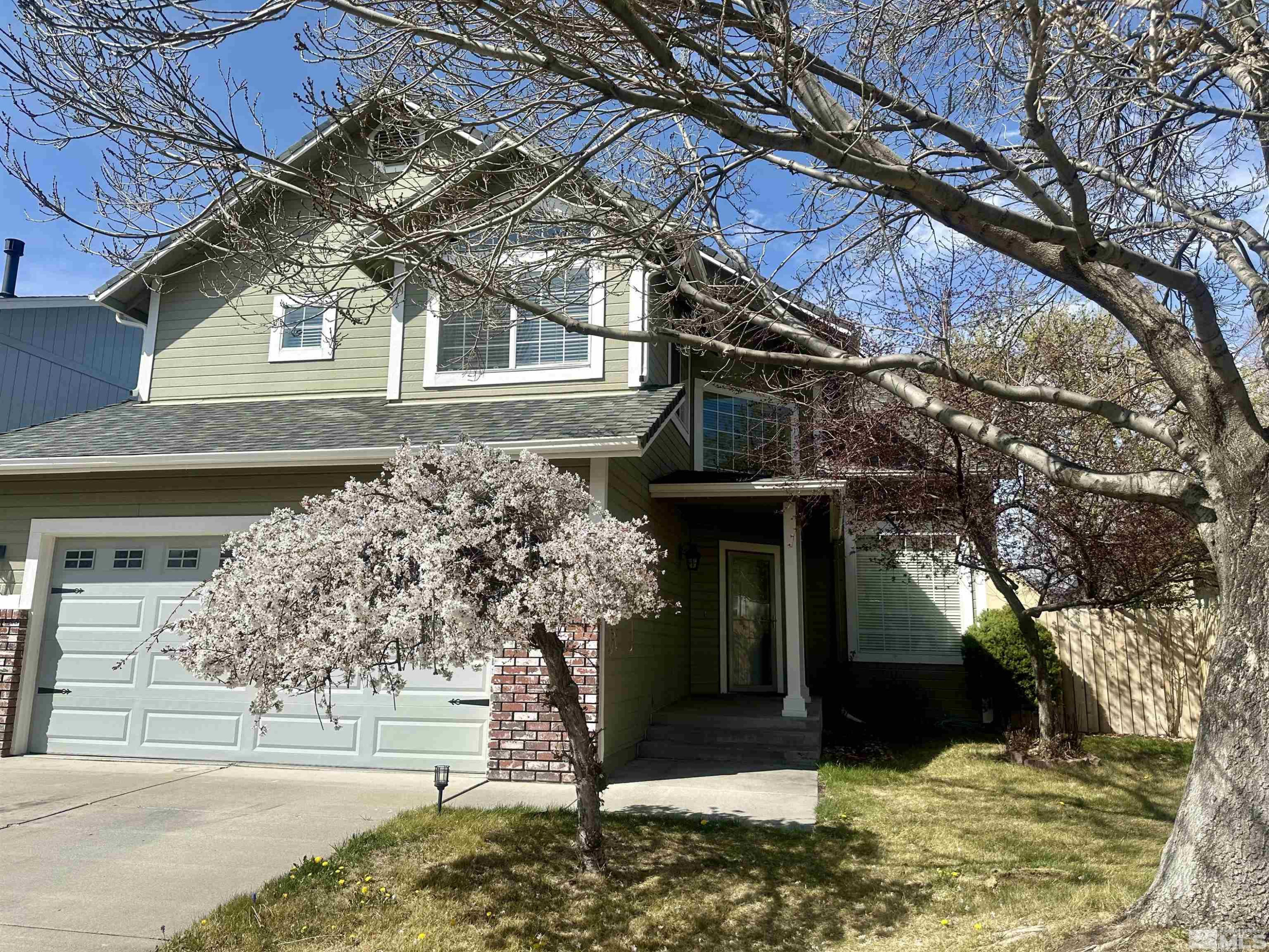 495 Len Circle Reno, NV 89511 - Photo 3 of 39 Photo 3