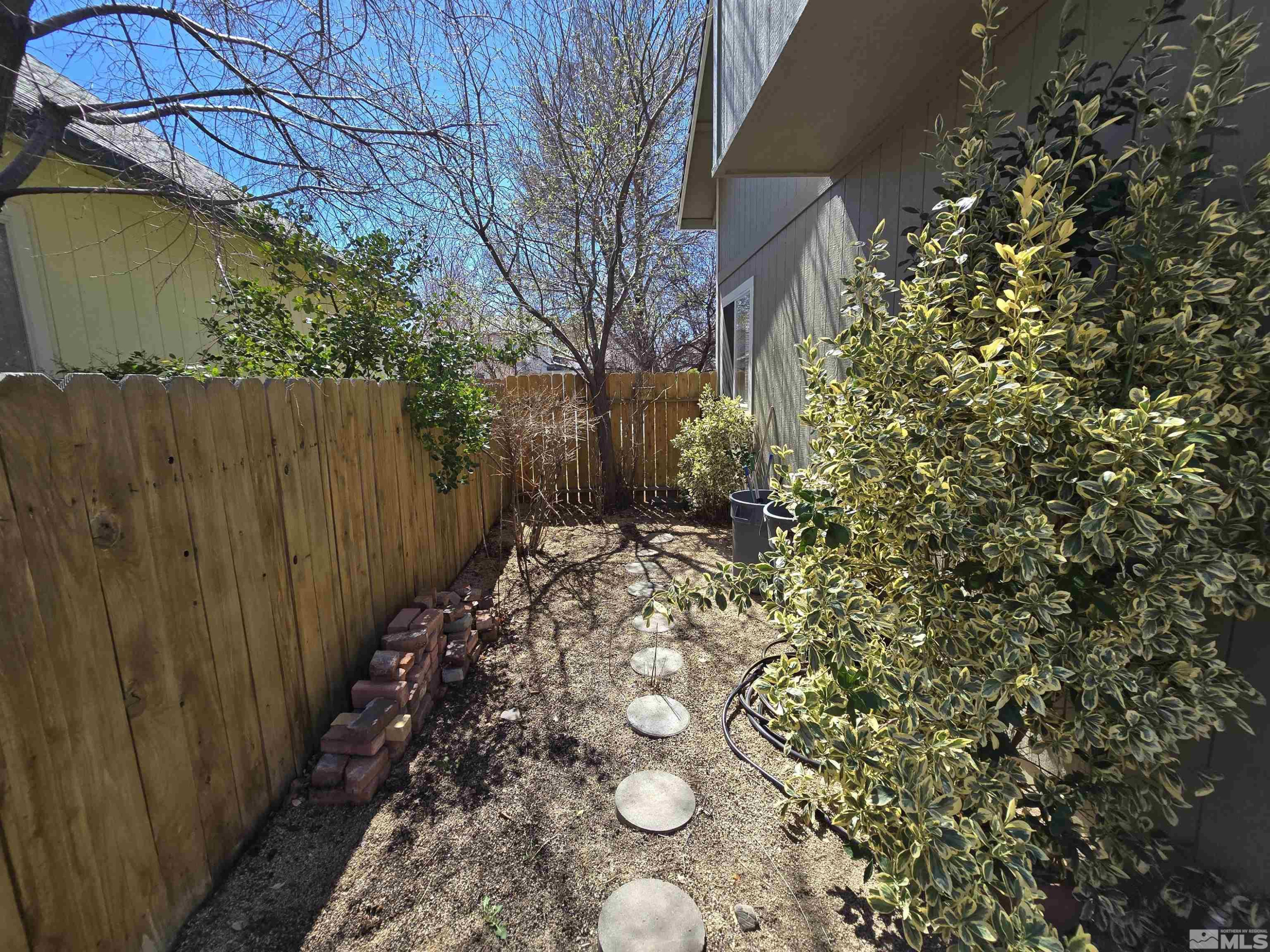 495 Len Circle Reno, NV 89511 - Photo 36 of 39 Photo 37