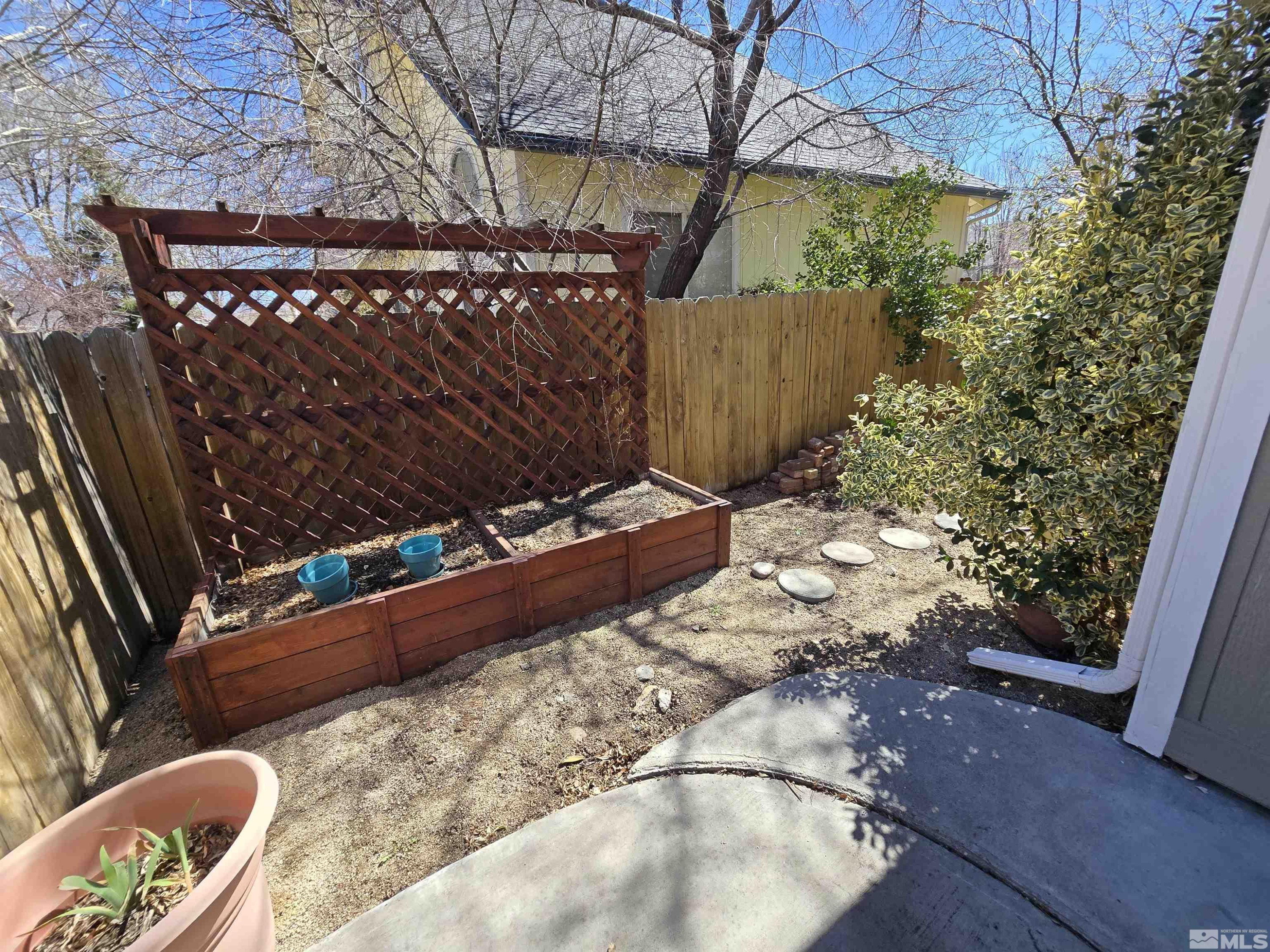 495 Len Circle Reno, NV 89511 - Photo 37 of 39 Photo 38