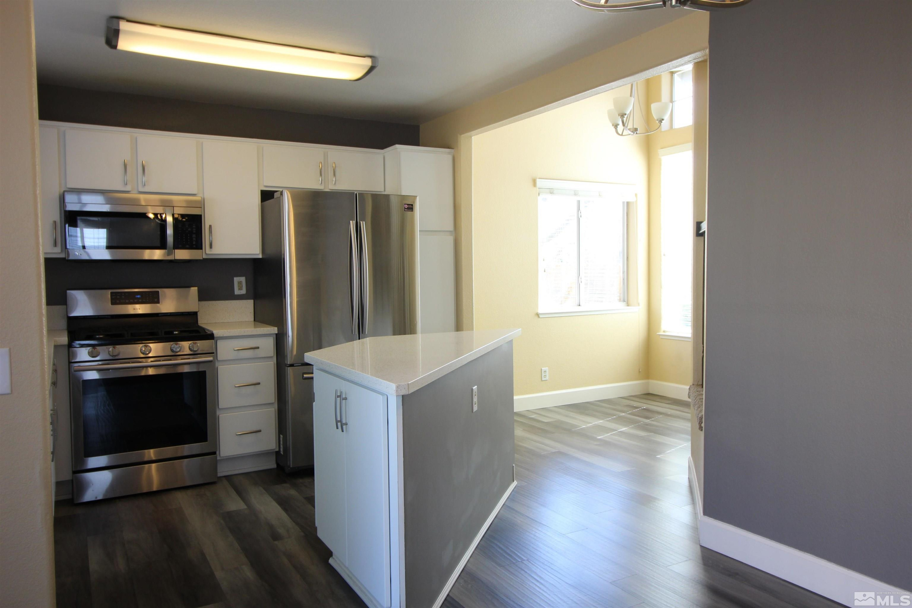 495 Len Circle Reno, NV 89511 - Photo 9 of 39 Photo 10