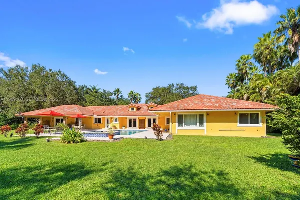 $3,875,000 | 6500 Southwest 127th Street, Pinecrest, FL 33156