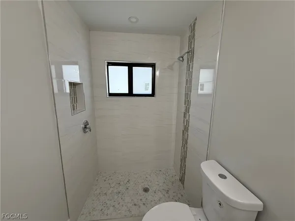 $494,000 | 405-407 Chalet Avenue South, Lehigh Acres, FL 33974