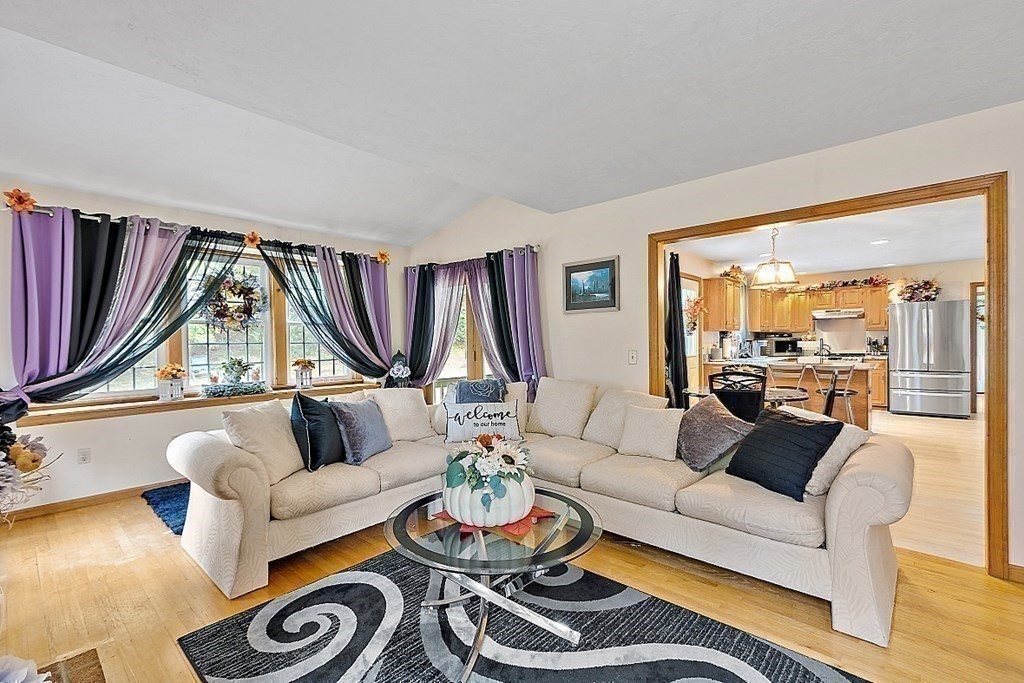 2 Jordan Road Hopkinton, MA 01748 - Photo 14 of 29