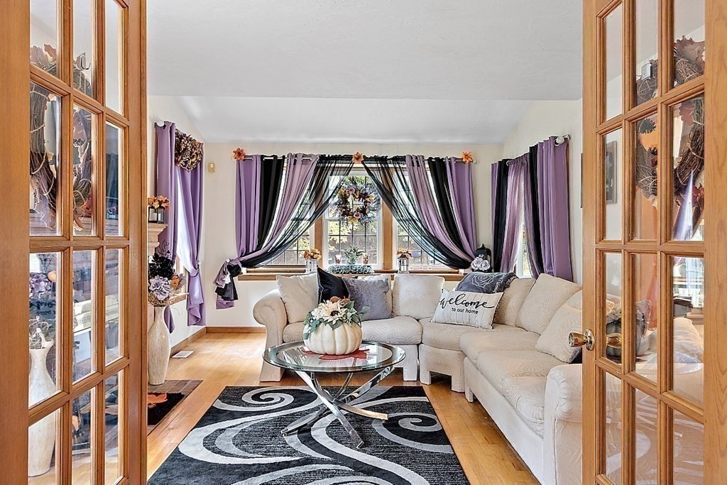 2 Jordan Road Hopkinton, MA 01748 - Photo 15 of 29