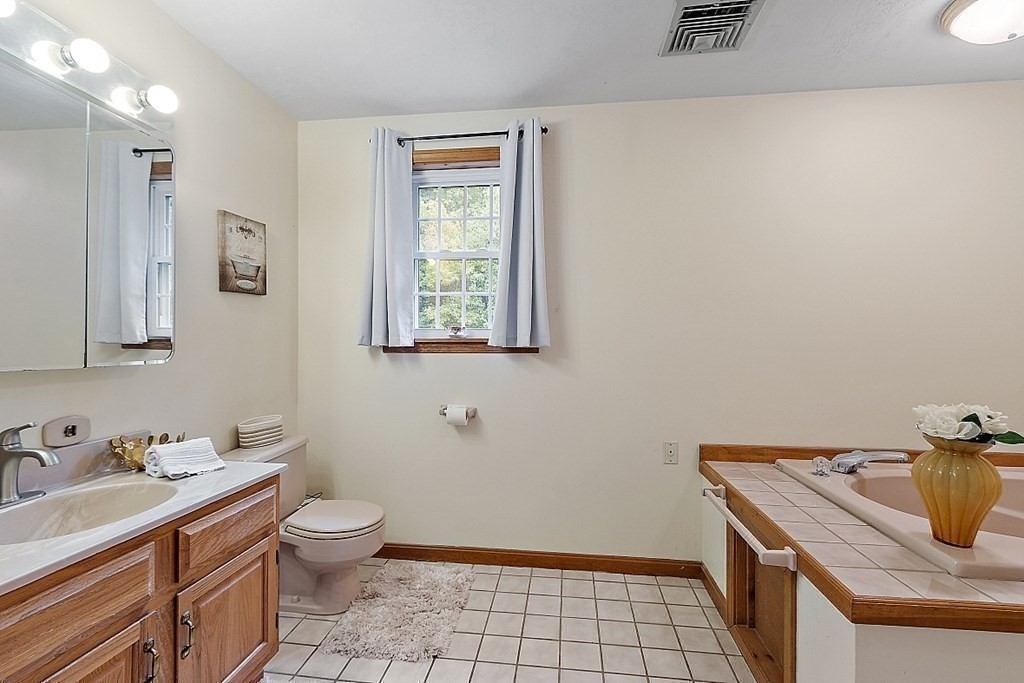 2 Jordan Road Hopkinton, MA 01748 - Photo 22 of 29