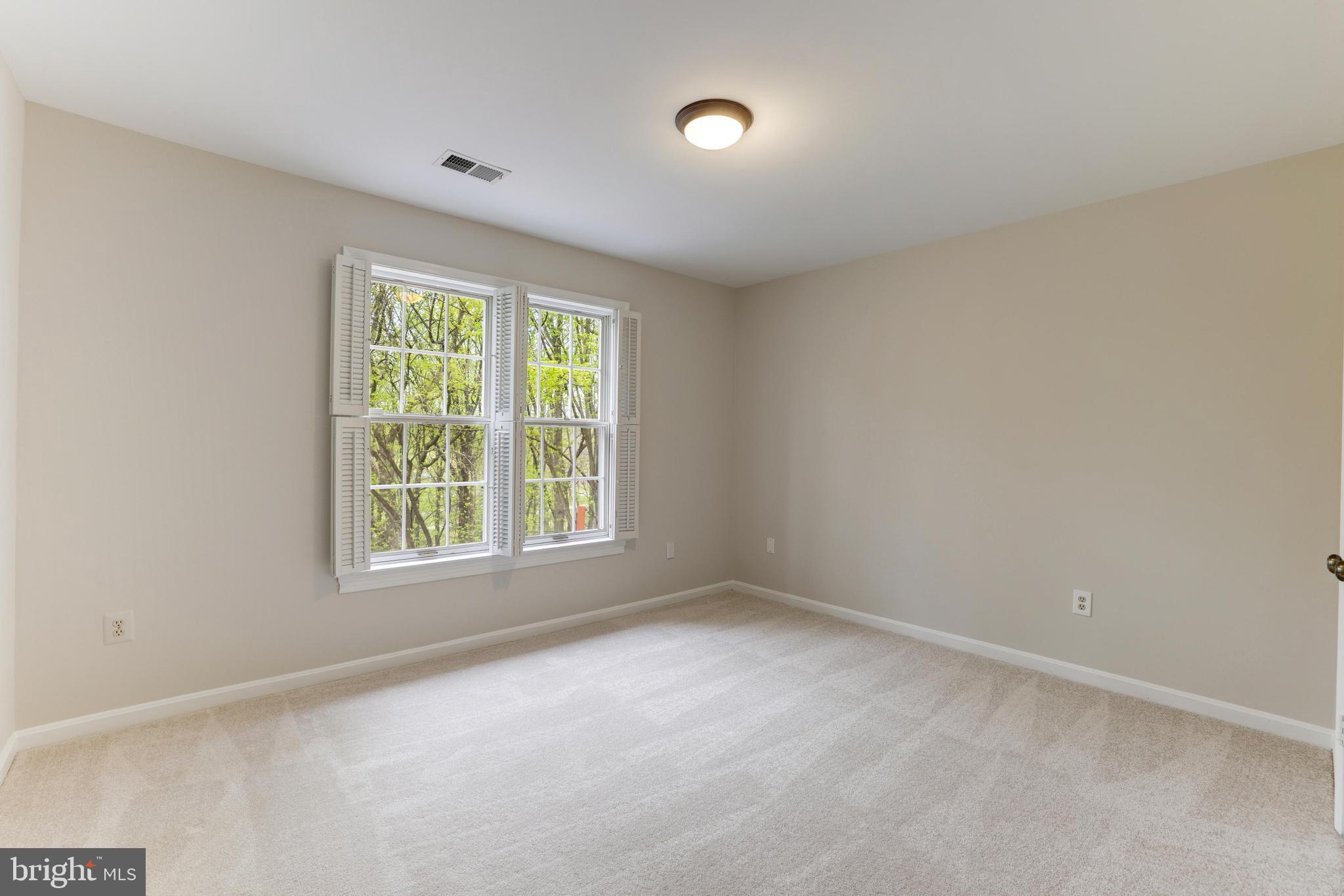 1348 Hunter Mill Road Vienna, VA 22182 - Photo 37 of 71