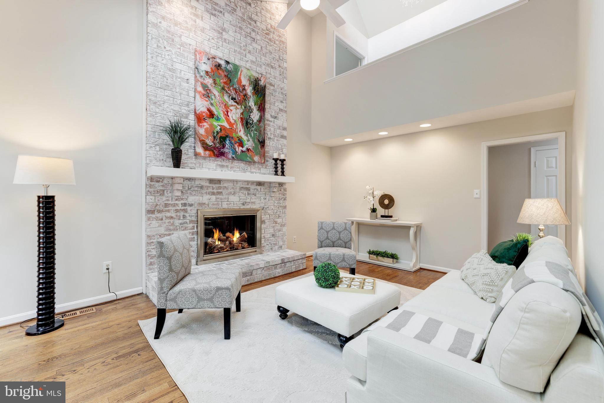 1348 Hunter Mill Road Vienna, VA 22182 - Photo 4 of 71