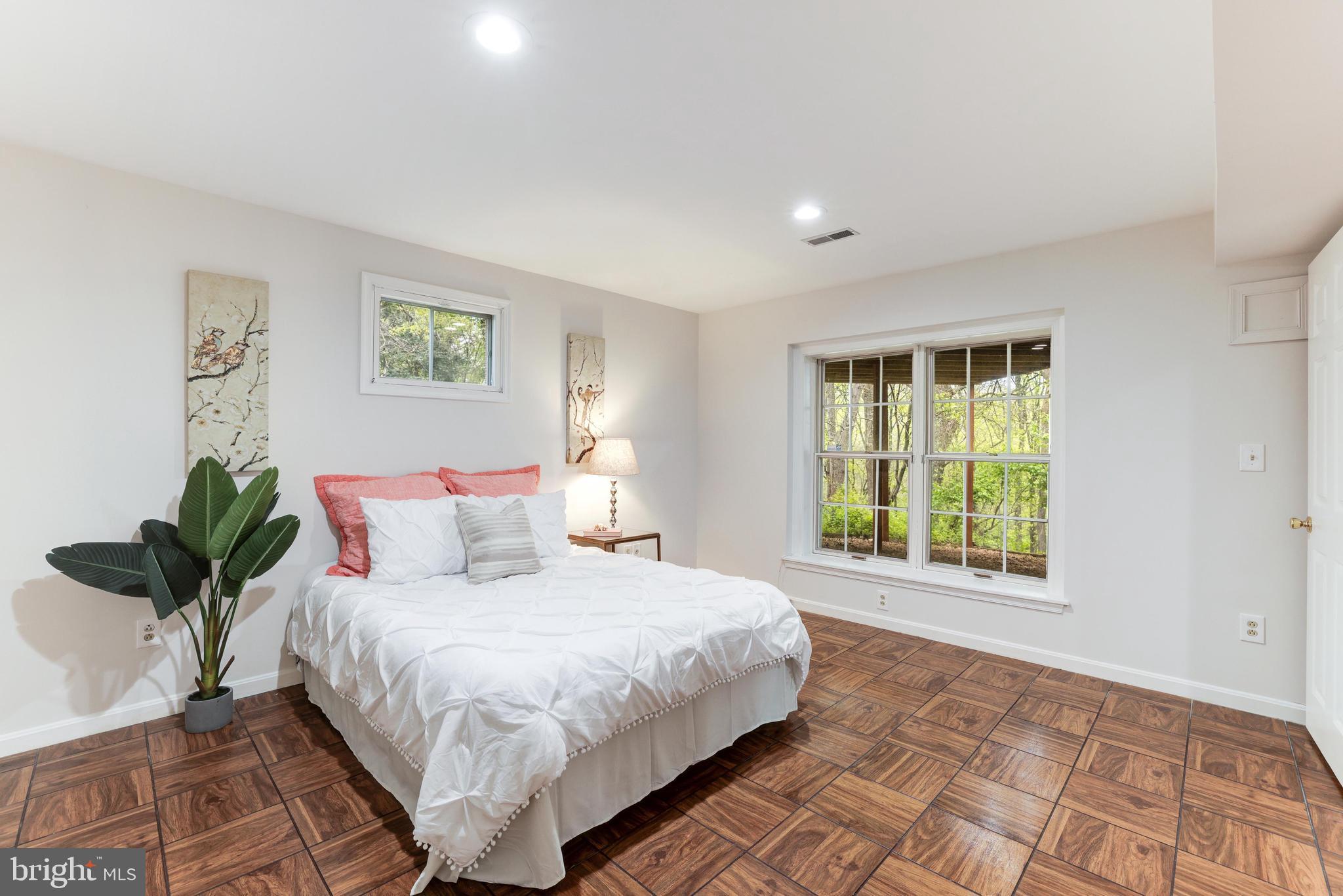 1348 Hunter Mill Road Vienna, VA 22182 - Photo 47 of 71