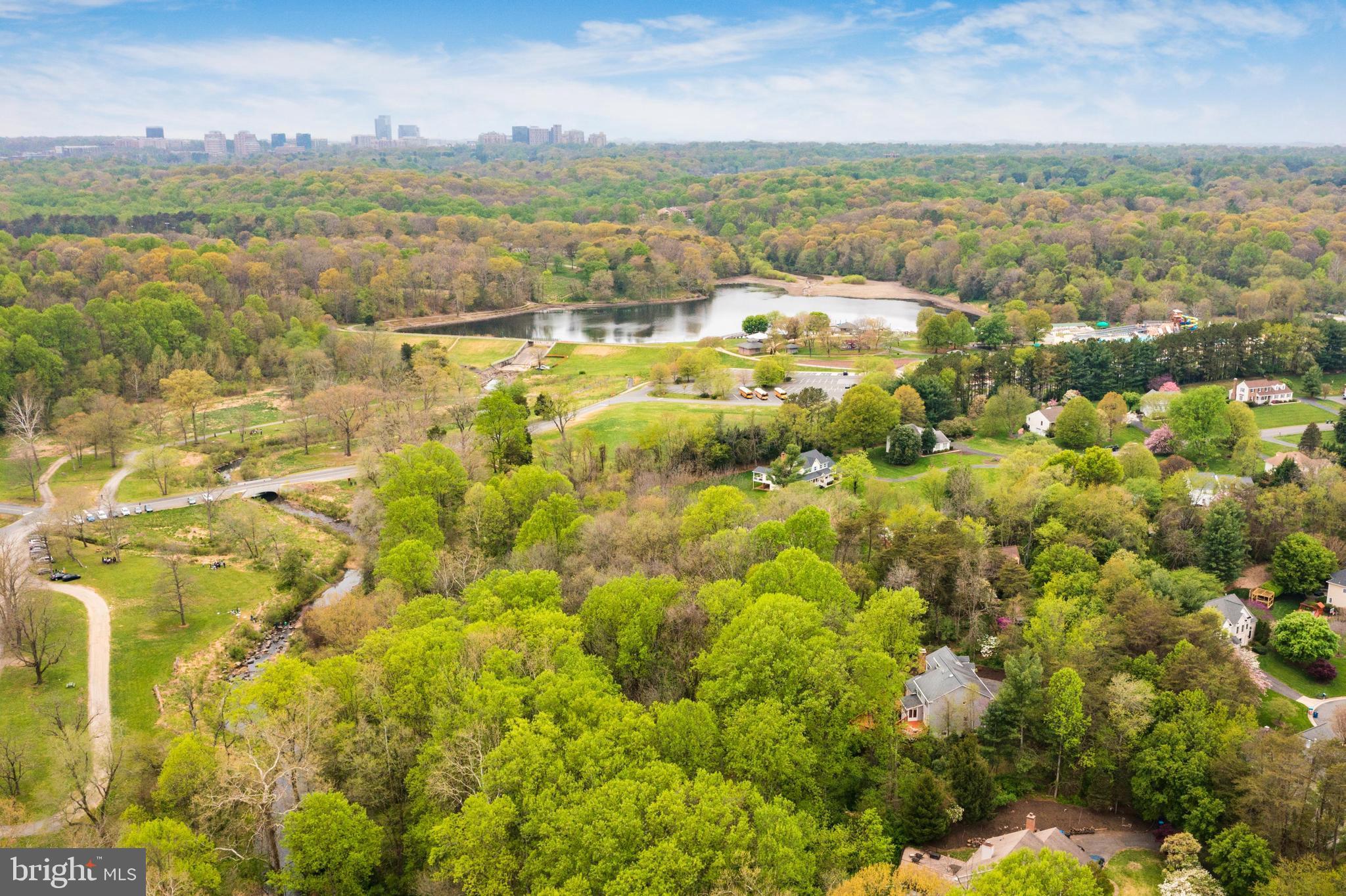 1348 Hunter Mill Road Vienna, VA 22182 - Photo 69 of 71