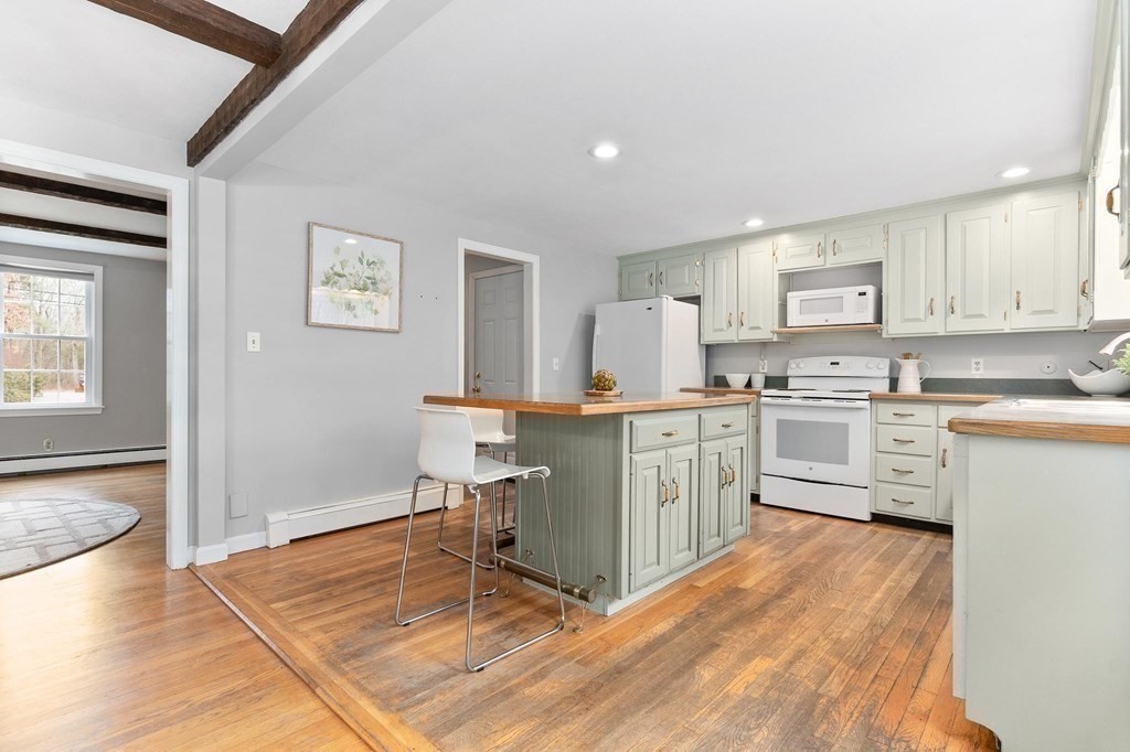 32 Newbury Road Ipswich, MA 01938 - Photo 14 of 38 Gallery Image 14