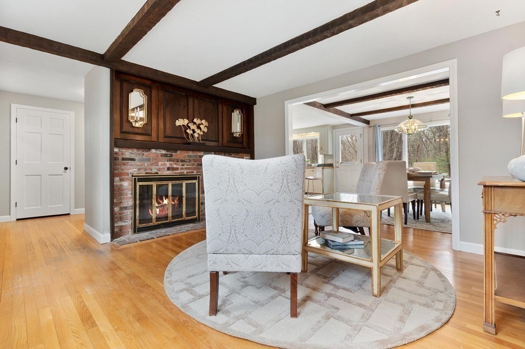 32 Newbury Road Ipswich, MA 01938 - Photo 5 of 38 Gallery Image 5