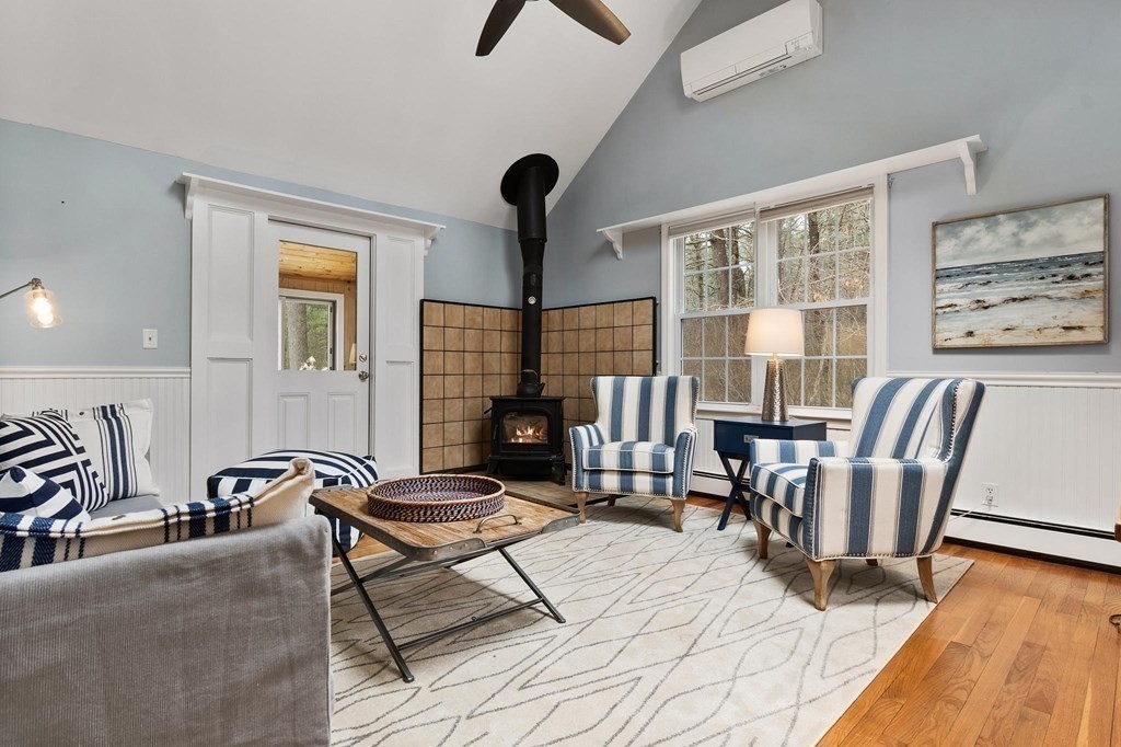 32 Newbury Road Ipswich, MA 01938 - Photo 8 of 38 Gallery Image 8
