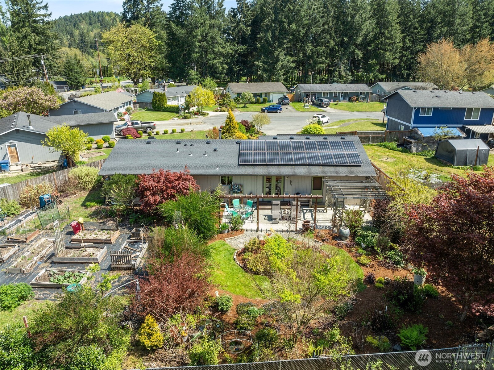4405 Royal Court Carnation, WA 98014 - Photo 29 of 34 a view of swimming pool with outdoor seating space
