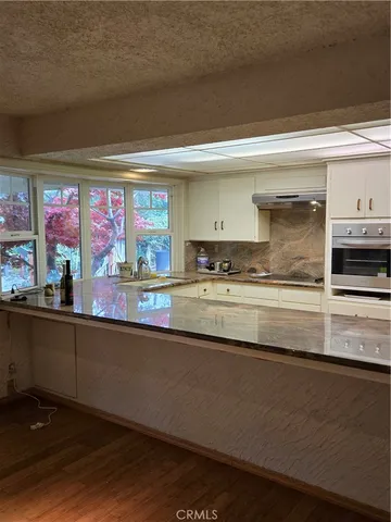 $690,000 | 5867 East Club View Drive, Fresno, CA 93727